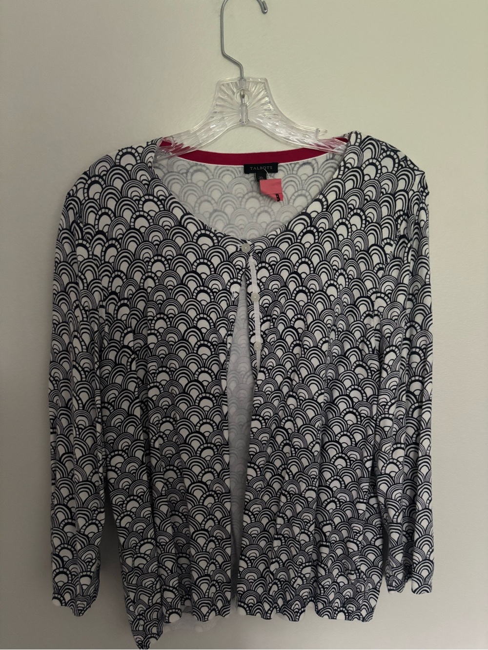 Talbots Navy and White Scallop Print Women’s Top with Pink Trim